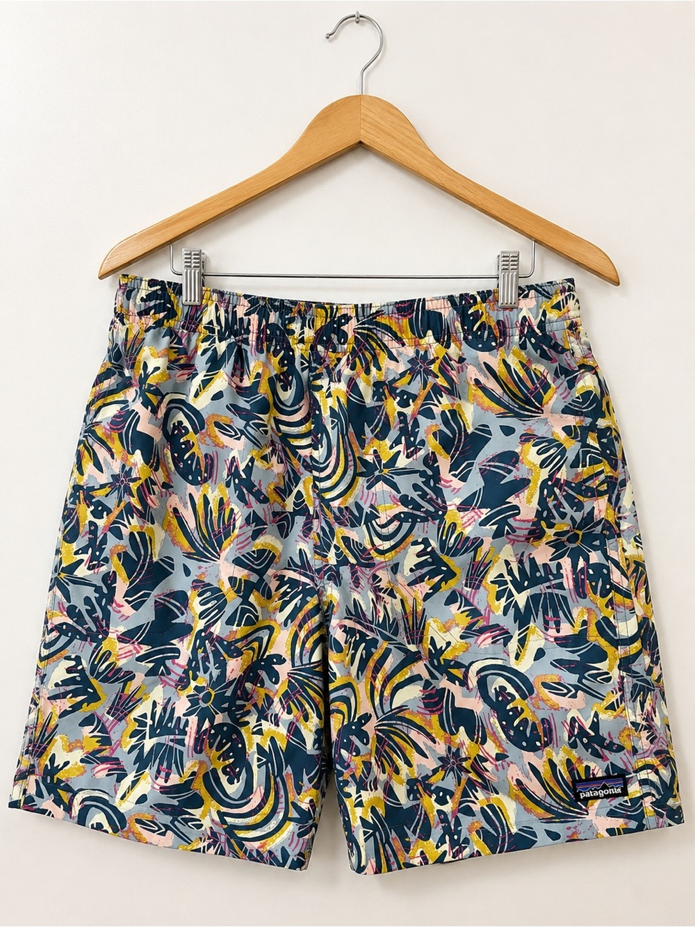 Patagonia Kids XL 14 Baggies Shorts Tropical Print Swim Beach Camp